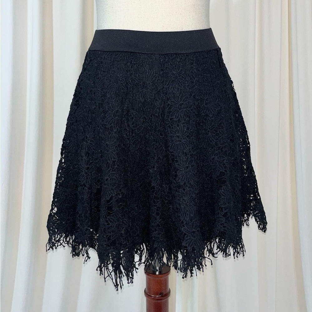 Aqua  Black Lace Mini Skirt Bloomingdale’s Size M